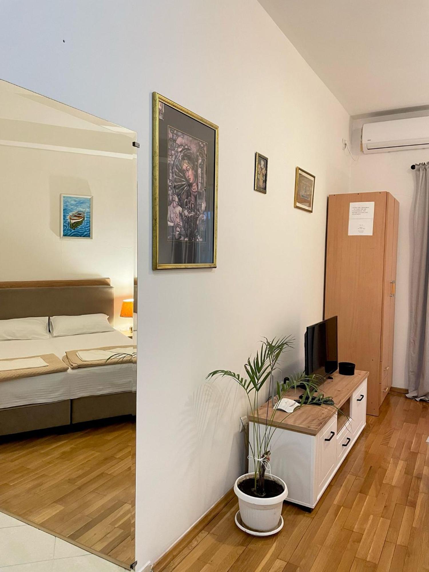 Apartment Kralj Котор Екстер'єр фото
