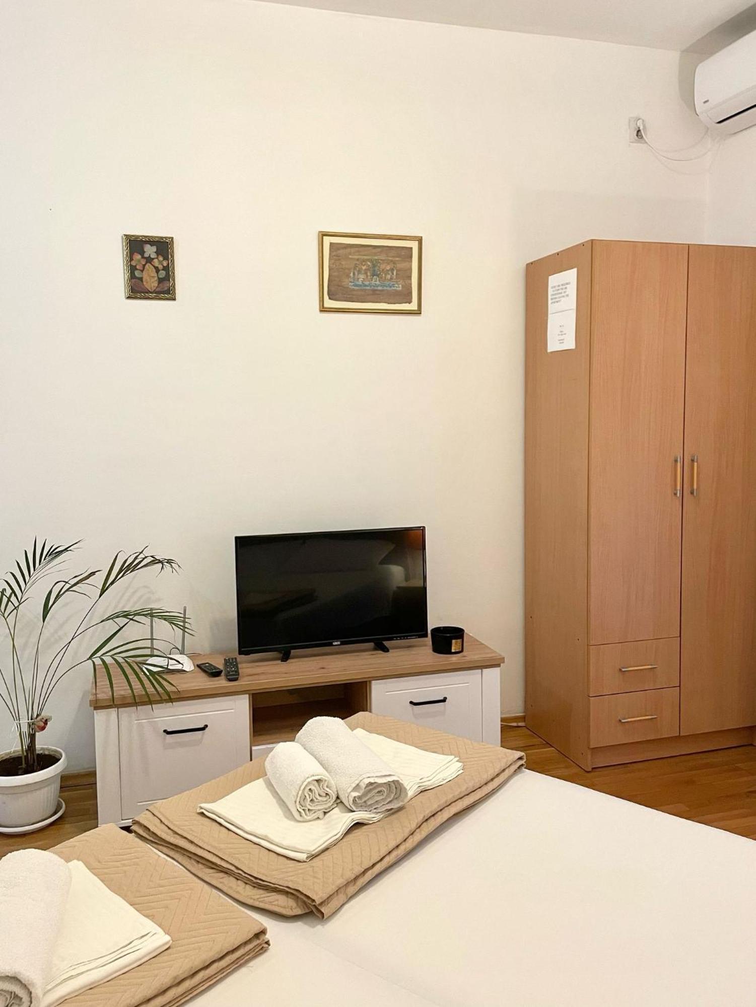 Apartment Kralj Котор Екстер'єр фото